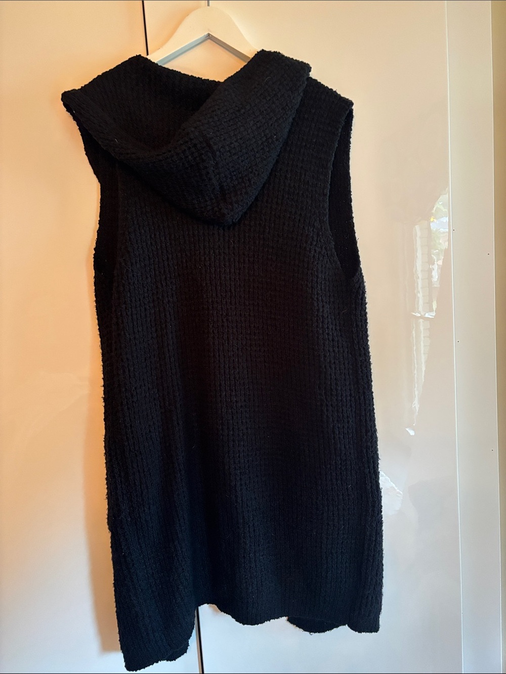 Black Hooded Sleeveless Knit Sweater Vest - Allie Rose - Picture 3 of 5